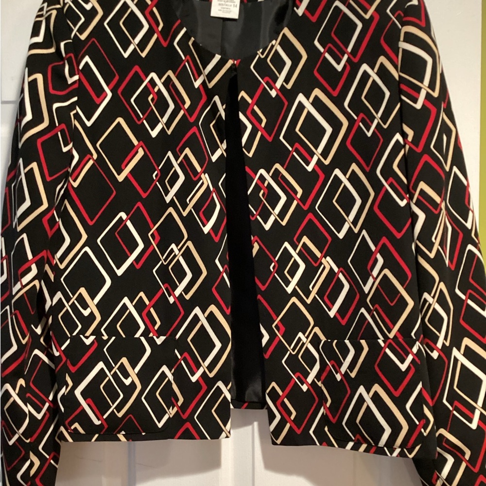Blazer - Picture 2 of 4